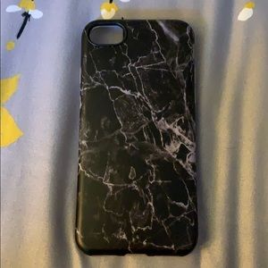 Marbled black and white IPhone 7 case